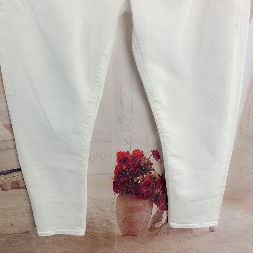 NEW AGOLDE Toni Med Rise Straight Jeans in Radiate - Picture 4 of 11